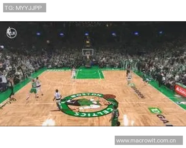 普理查德全场高效表现17投8中三分球4中7贡献21分6篮板5助攻并献压哨三分