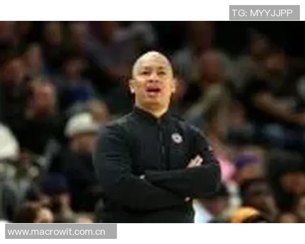 泰伦卢称赞首发球员首节表现出色展现良好比赛风格