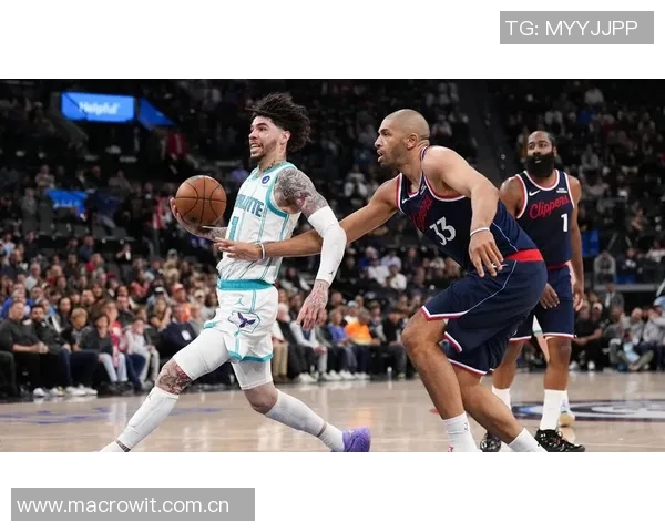 快船迎战黄蜂莱昂纳德因伤缺阵已达十场西部排名跌至第十二