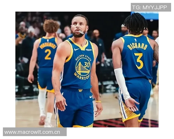 库里近期表现惊艳场均345分助勇士取得三胜一负佳绩