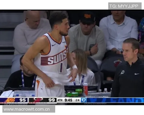 布克谈球队连败心态称更衣室氛围积极向上